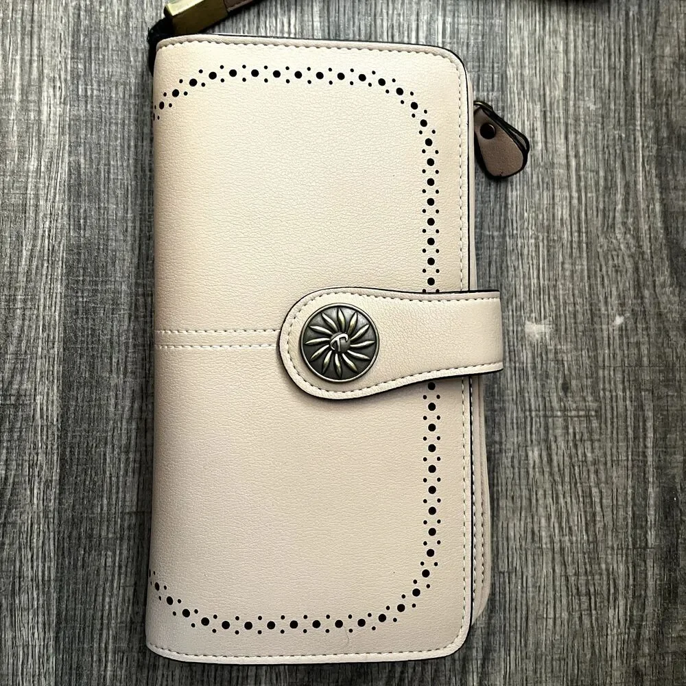 Wallet Clutch Travelambo Blush Waxed Leather Large Capacity Wristlet NWOT